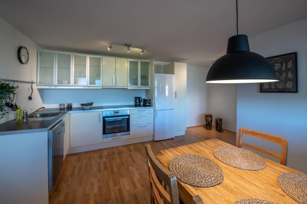 Lovely One Bedroom Apartment In Hafnarfjörður Eksteriør bilde